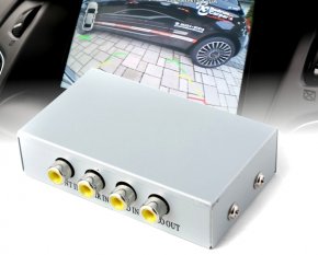 Monitor Splitter 3x AV in 1x AV out  Rück-/Front-Kameras DVD